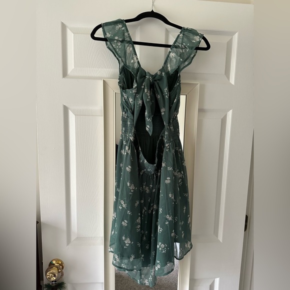 Hollister Green Dress - Picture 2 of 3
